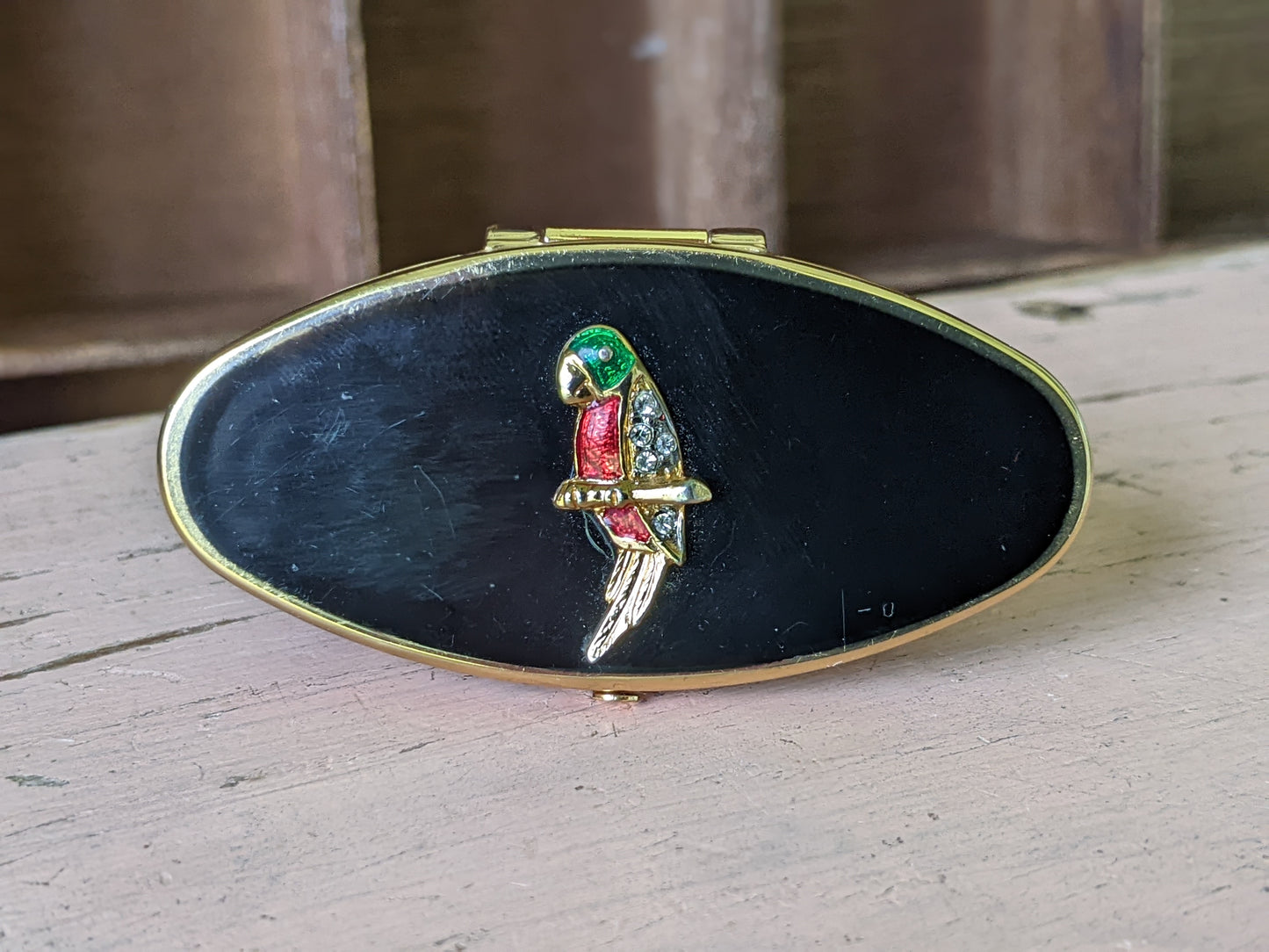 Vintage Parrot Stratton Lipstick Holder Mirror Enamel No. 9304048 !! Beautiful Vintage Gifts !!