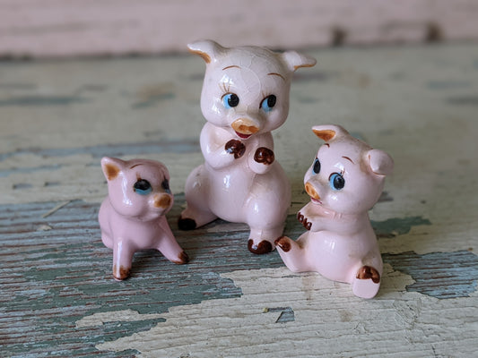 1950s !! Rare Bone China Set Playful Pigs Trio Japan Boxing Fighting Kitsch Family !! Adorable Vintage Gifts !!