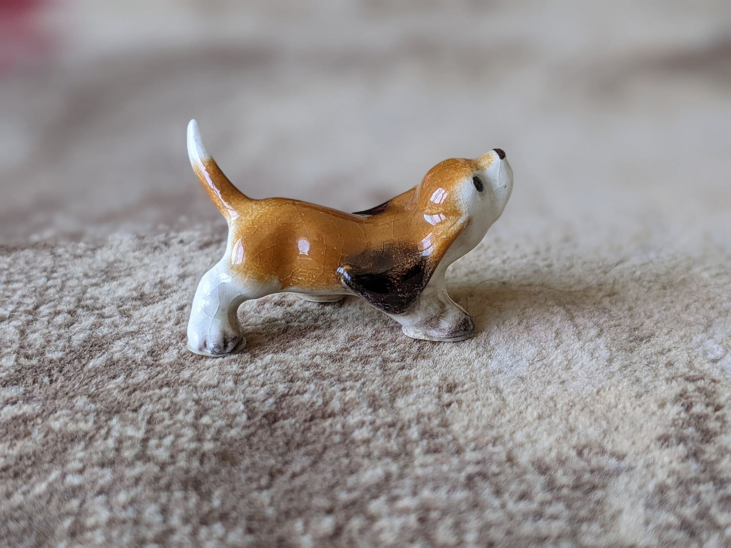 1970s Vintage Hagen Renaker Basset Hound Pup Porcelain Miniature No. 953 !! Perfect Gift For Dog Lovers !!