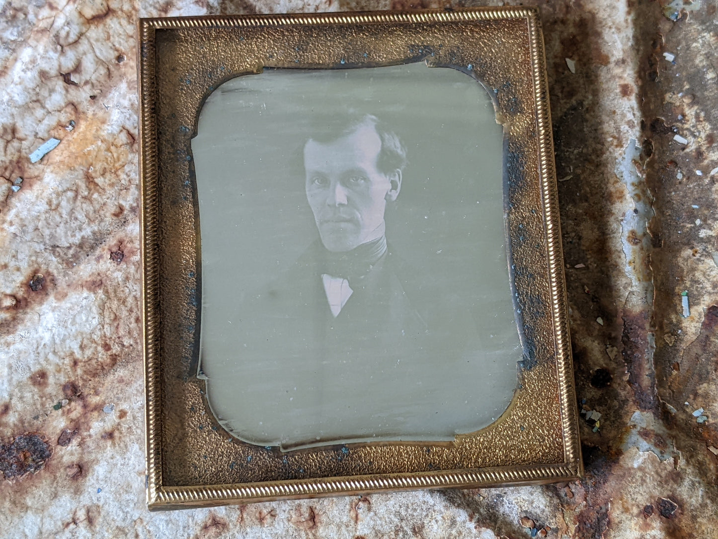 1850s Daguerreotype Stunning Mans Portrait Amazing Exposure !! Rare Condition !! Historical Vintage Gifts !!