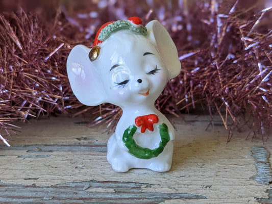 1950s Napcoware Mouse Wreath In Santa Cap Bone China Made In Japan !! Adorable Vintage Christmas Gifts !! Holiday Gift Ideas !!