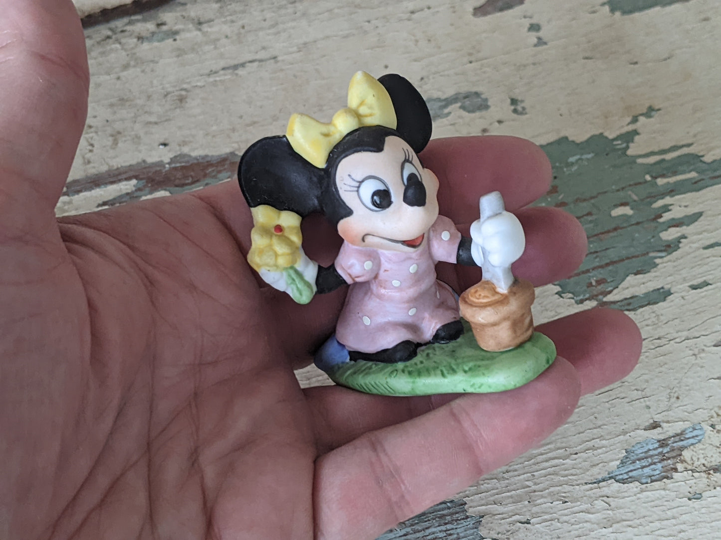 1970s Minnie Mouse Bisque Figurine by Walt Disney Productions !! Joyful Collectibles !! Classic Disney Gift Ideas !!