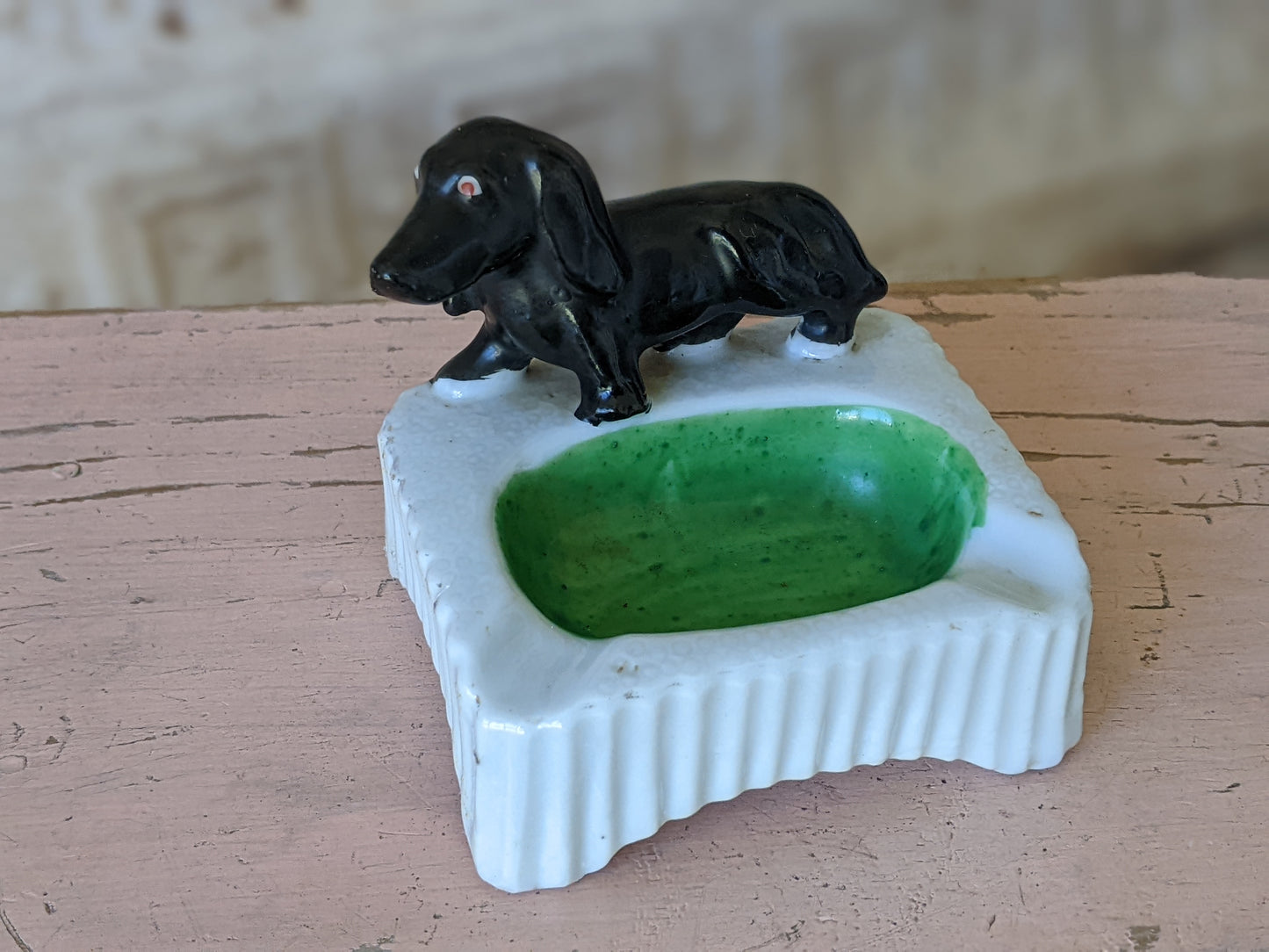 1950s Dachshund Charming Ashtray !! Rare !! Hand-Painted Porcelain Japan !! Awesome Unusual Gifts !! Retro Style Gift Ideas !!