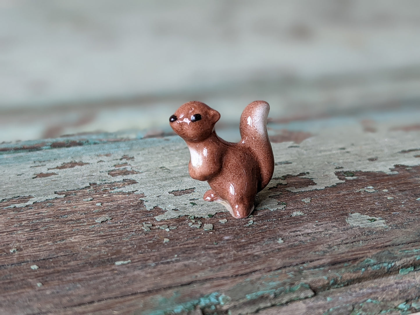 1970s Early Hagen Renaker Mini Squirrel Porcelain Miniature !! Rare Vintage Gifts & Collectibles !!