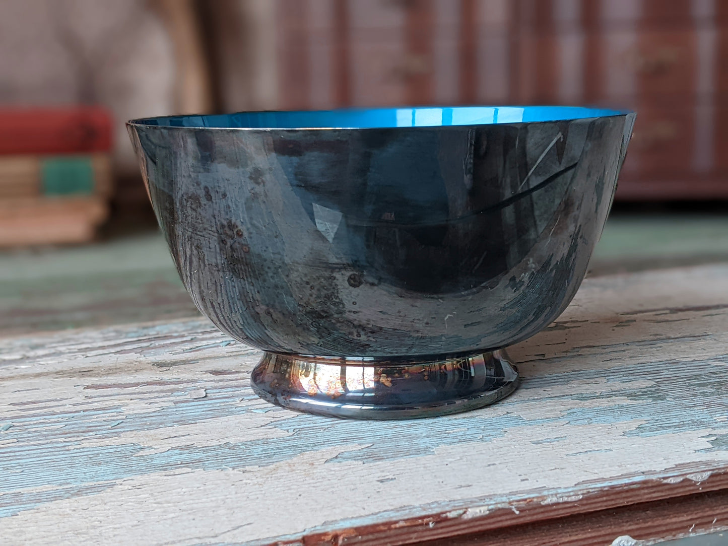 Vintage Reed & Barton Mid Century Silverplate No. 184 Jamestown Bowl Inner Blue Enamel !! Perfect Vintage Gifts and Collectibles !!