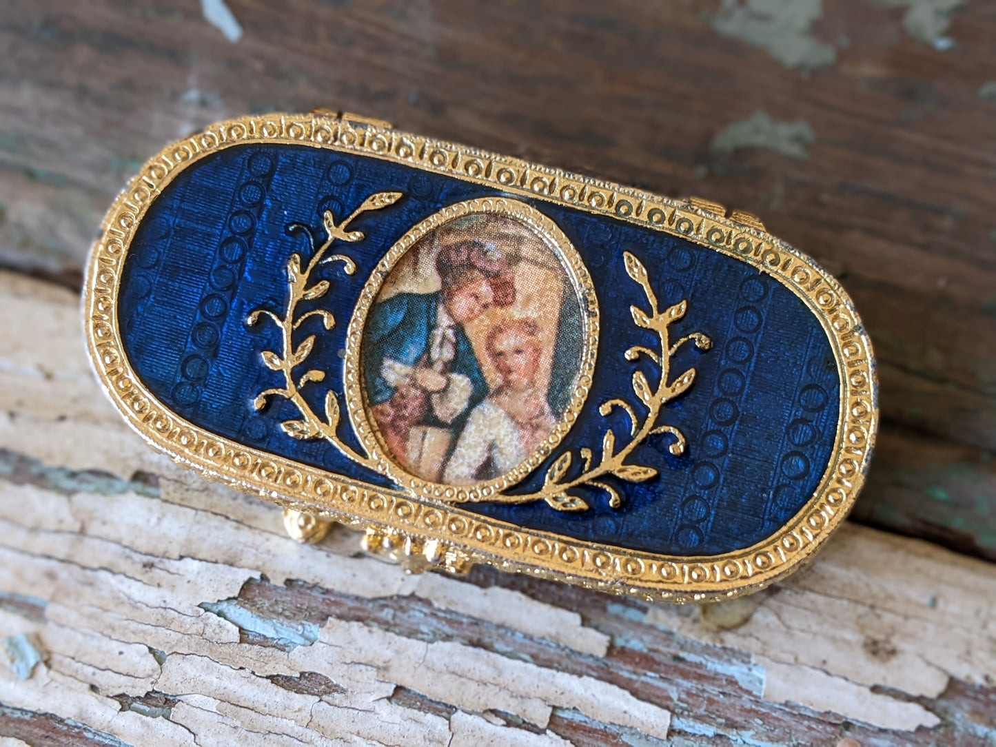 1970s Victorian Solid Perfume Keepsake By Estee Lauder ! Royal Blue Enamel Gold Compact Original Box ! Amazing Vintage Gifts & Collectibles