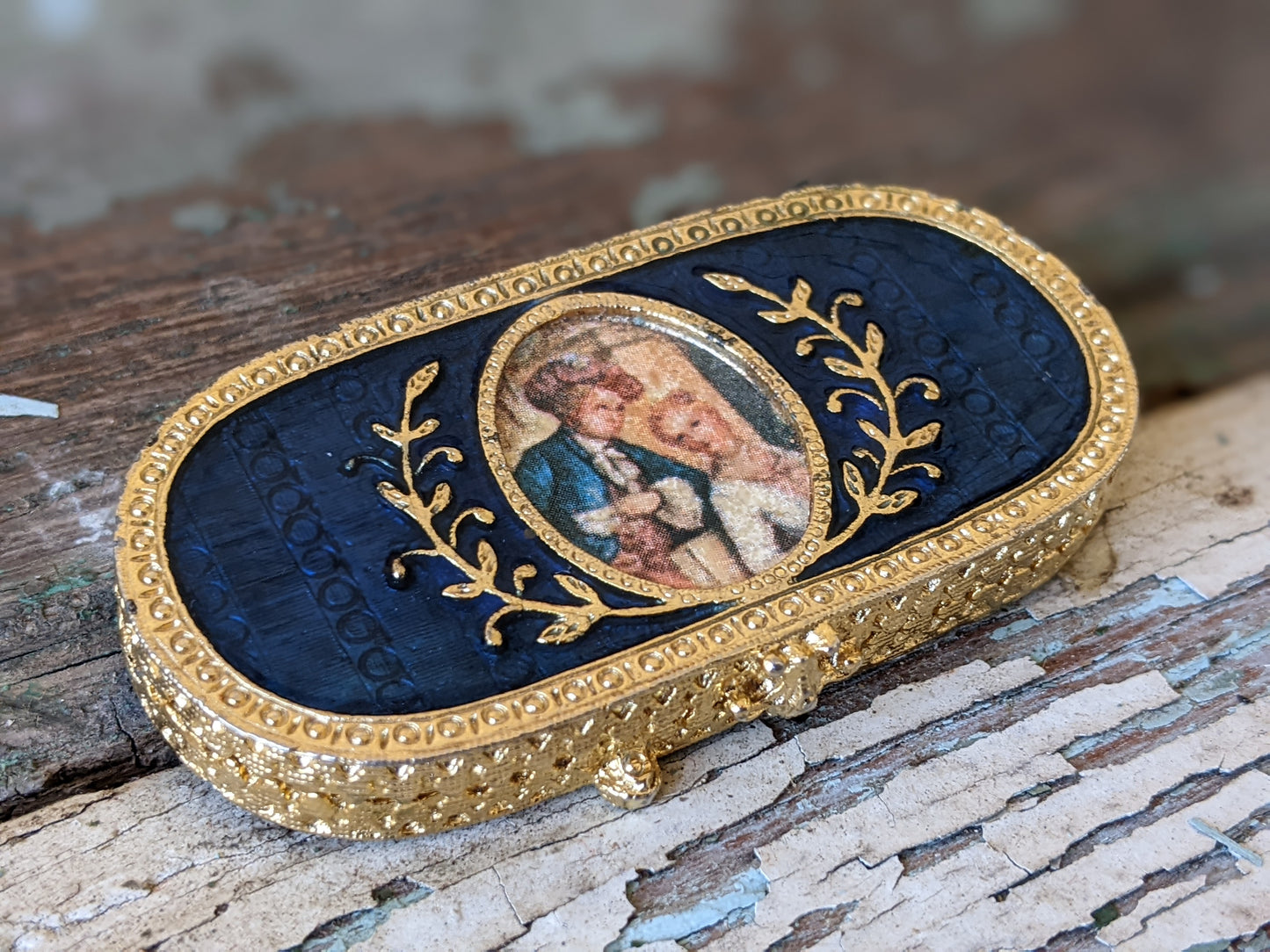 1970s Victorian Solid Perfume Keepsake By Estee Lauder ! Royal Blue Enamel Gold Compact Original Box ! Amazing Vintage Gifts & Collectibles