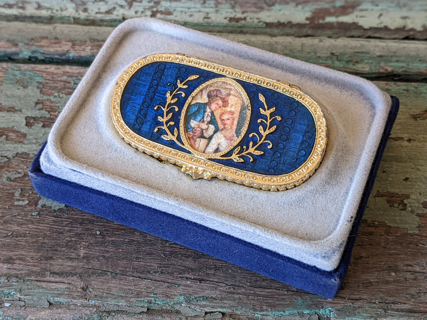 1970s Victorian Solid Perfume Keepsake By Estee Lauder ! Royal Blue Enamel Gold Compact Original Box ! Amazing Vintage Gifts & Collectibles