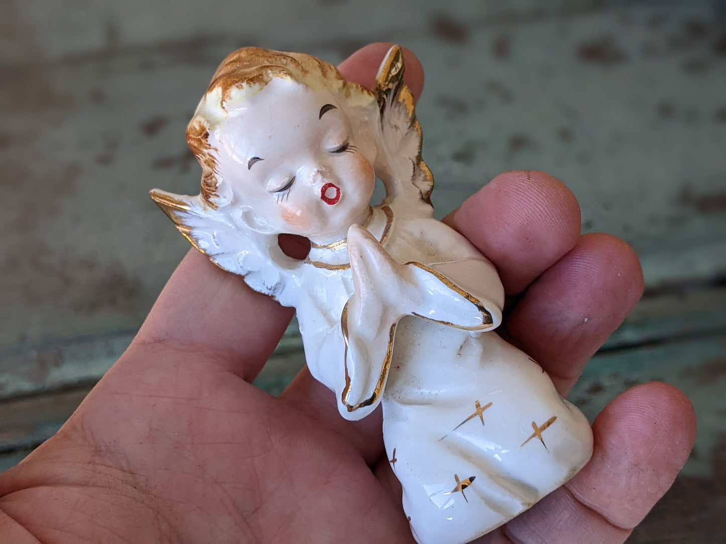 1950s Kneeling Praying Angel Figurine by Artmark !! Hand-Painted Porcelain with Gold Highlights !! Adorable Vintage Gifts & Collectibles