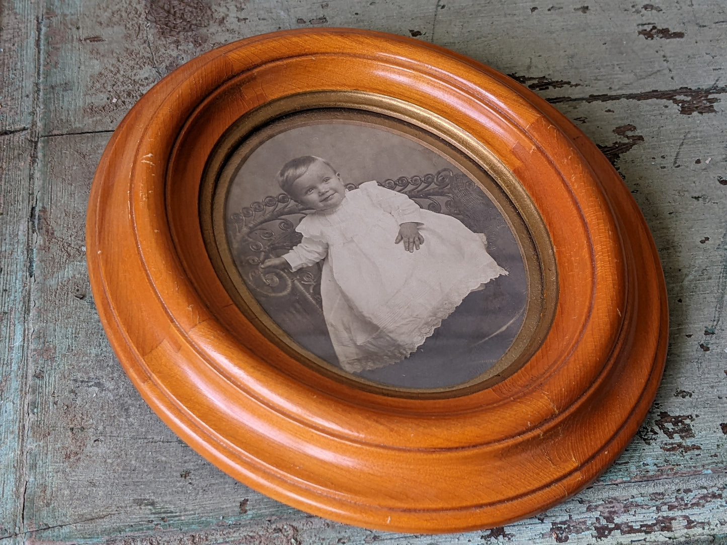 Vintage Matching Wood Picture Frames Oval with Adorable Infant Cabinet Cards !! Awesome Vintage Gifts & Collectibles