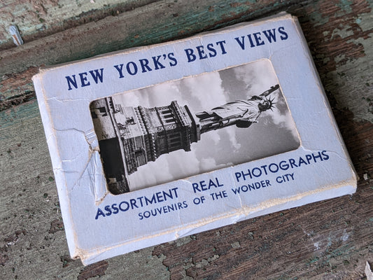 1943 New Yorks Best Views Photographs Souvenir Book 12 Photos of famous New York Landmarks !! Amazing Vintage Photography & Collectibles